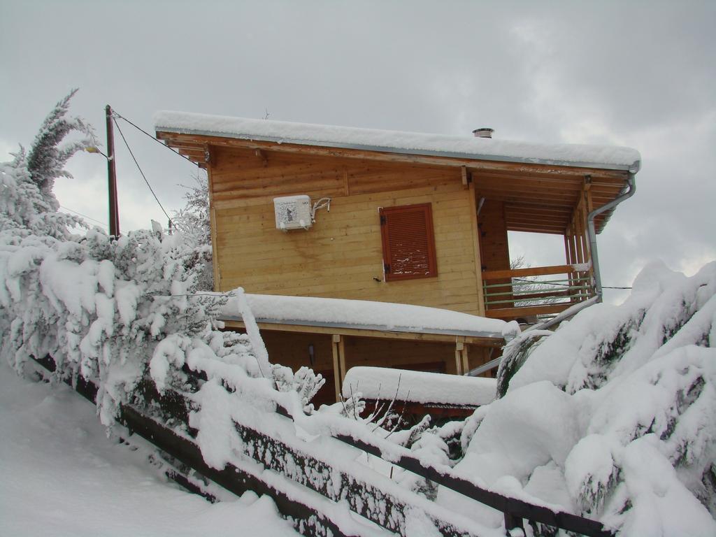 Zeus-Village Οικισμός Φινλανδικών Chalet Με Πισίνες & Γυμναστήριο Molos  Exterior foto